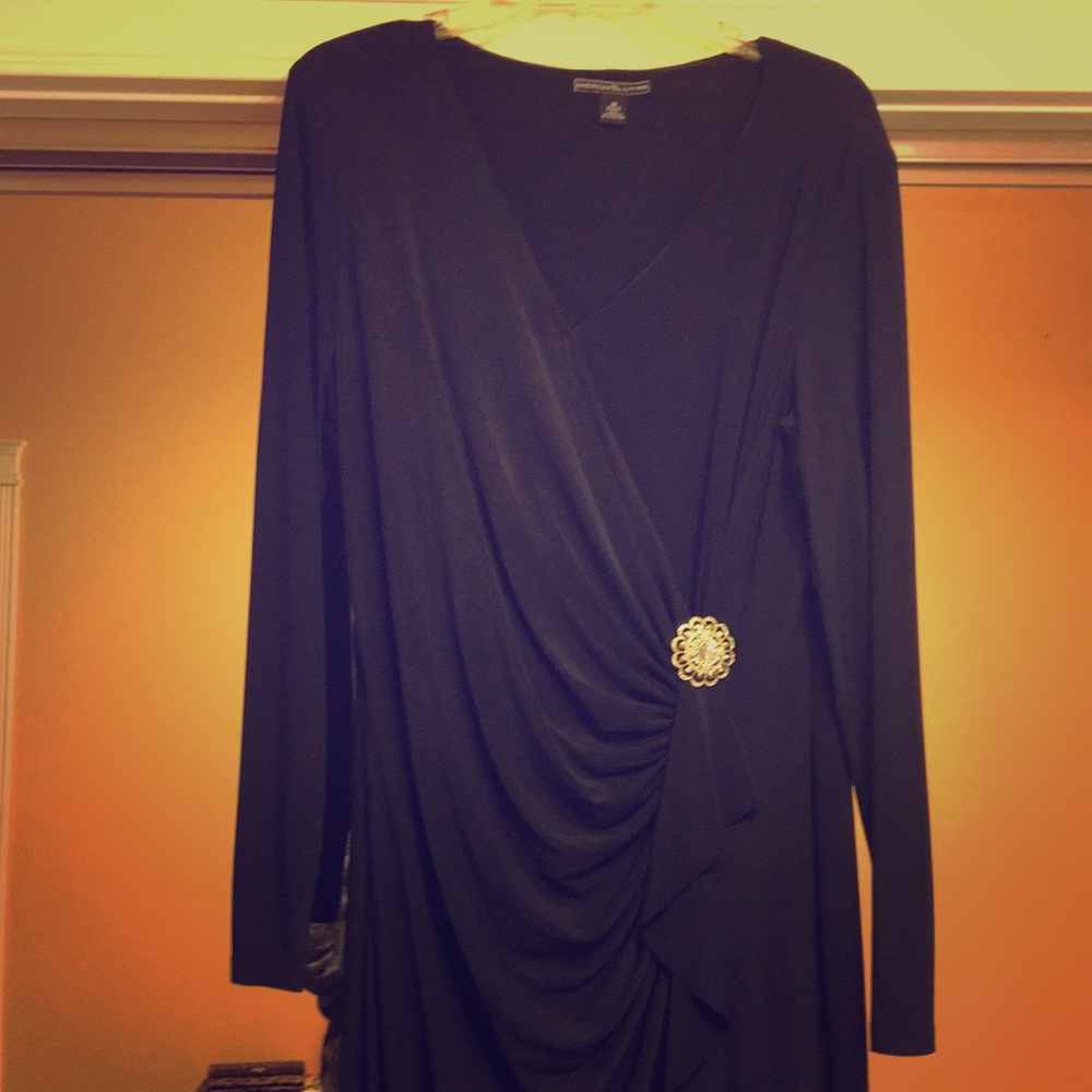 Full length dress, 3/4 sleeve