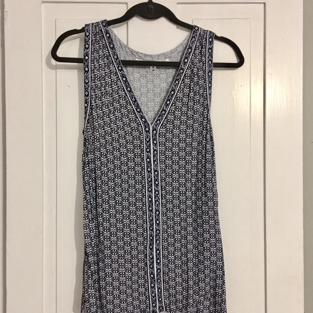 Max Studio V-Neck Blouse