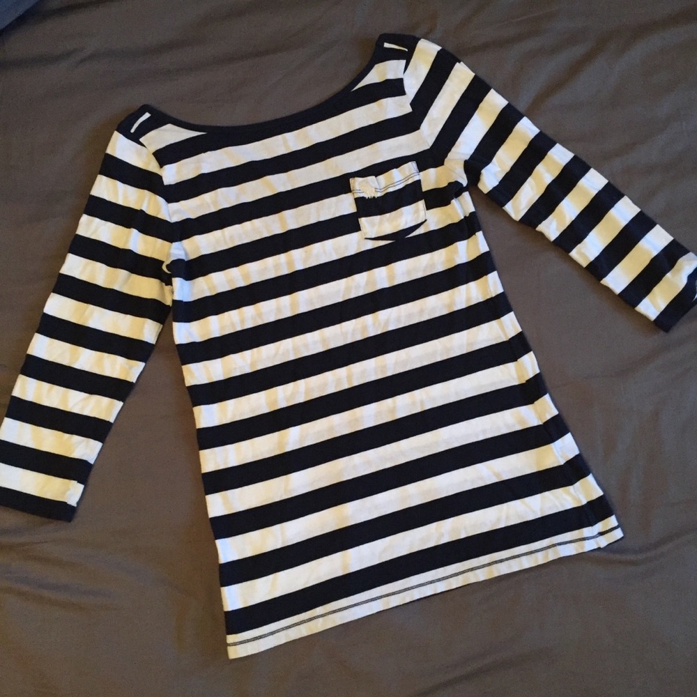 A&F navy striped top with scoop back