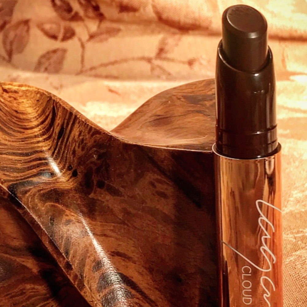 LAQA & CO. Cloud Lips Color STORM NEW