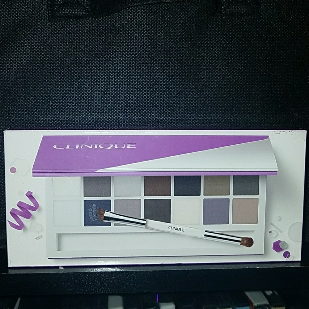 Clinique Eyeshadow Palette