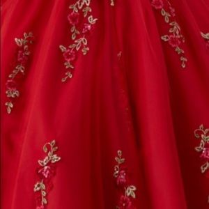 Meet your Posher, Brooke