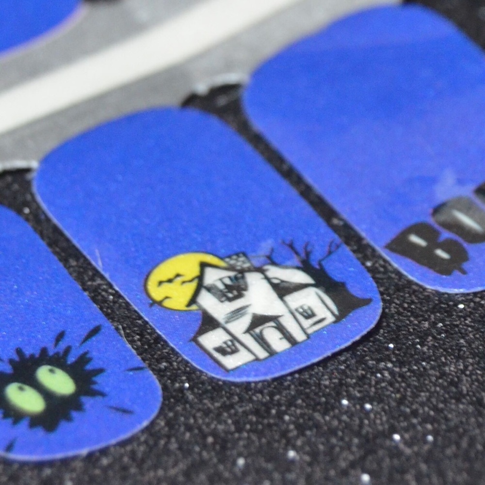 Glowing Ghouls nail strips by Perfectly Polished!