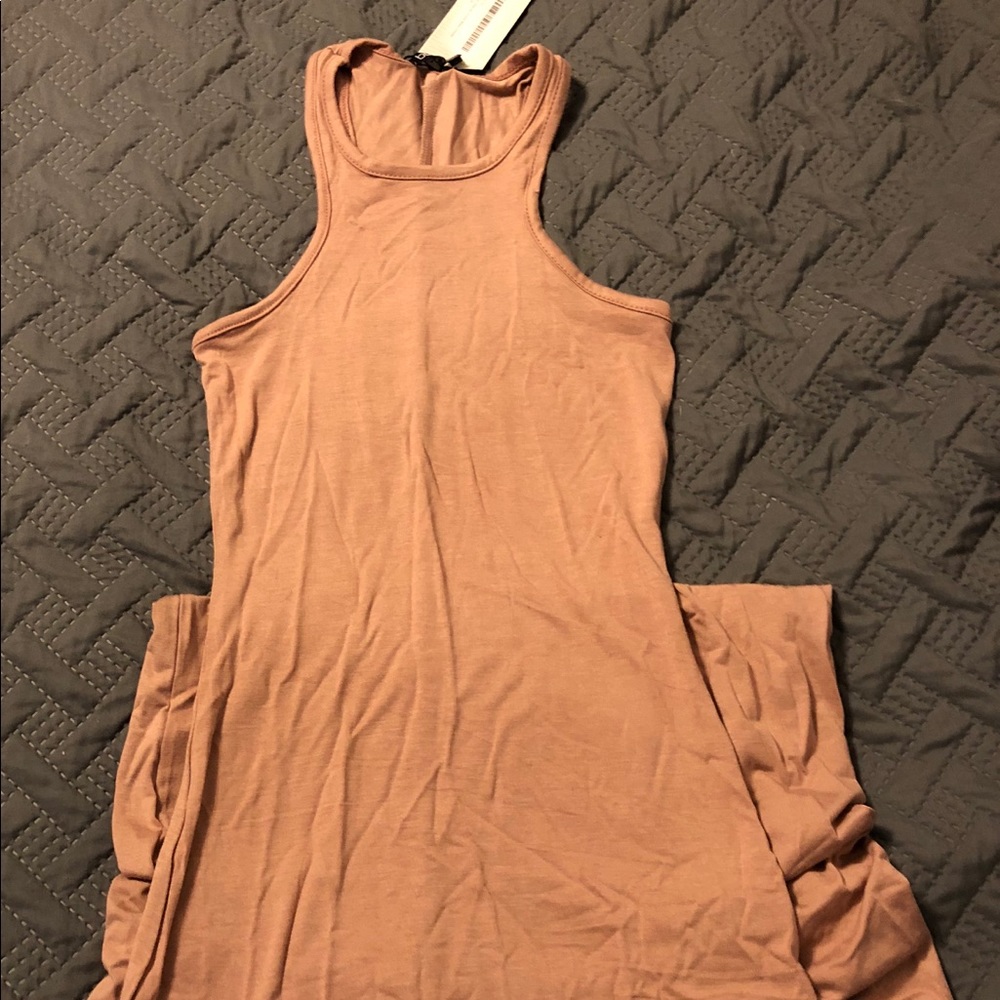 Razor neck maxi body con dress.