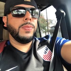 Meet your Posher, Tomas