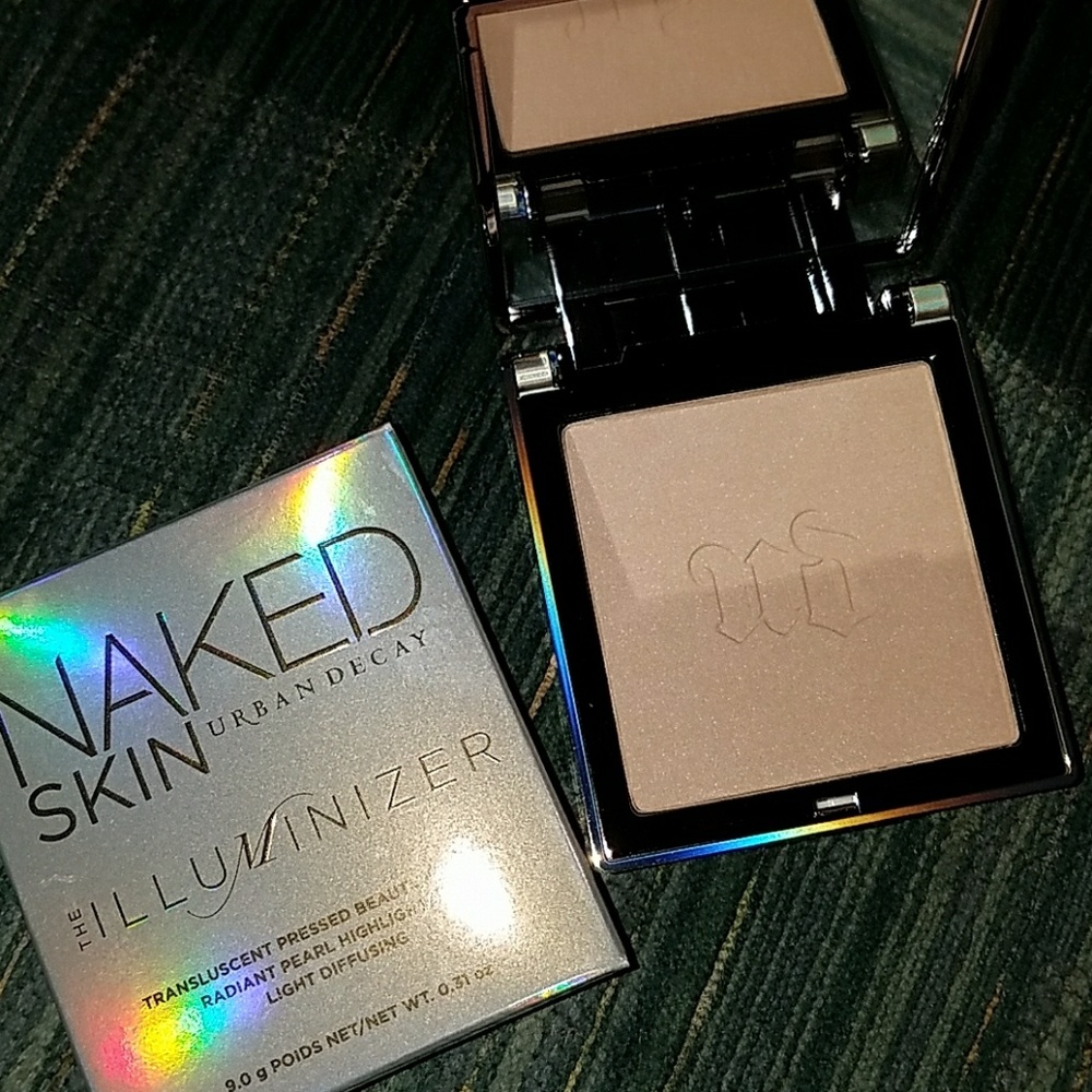 New in box Urban Skin Illuminizer
