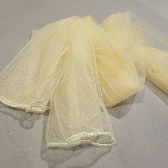 Sheer beaded nude shawl - Picture 2 of 7