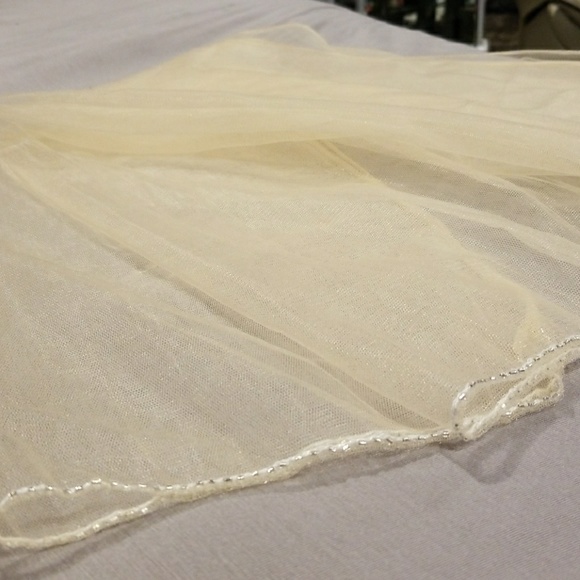 Sheer beaded nude shawl - Picture 3 of 7