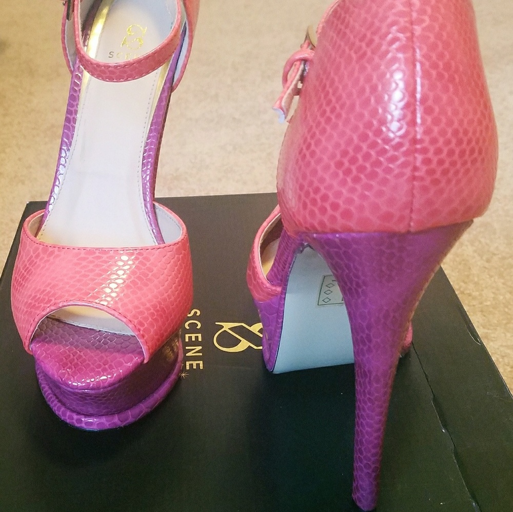 Heels - Picture 2 of 2