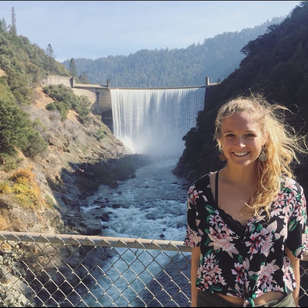 Meet your Posher, Emilia