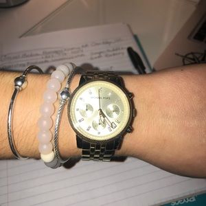 EXCELLENT CONDITION AUTHENTIC Michael Kors Watch!