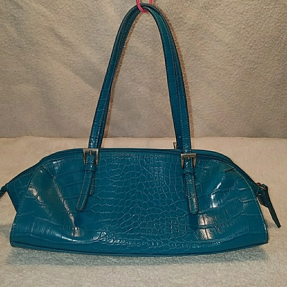 Bisou Bisou By Michele Bohbot