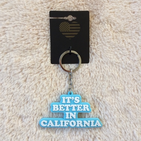 Brandy Melville Accessories - NWT Brandy Melville California Keychain
