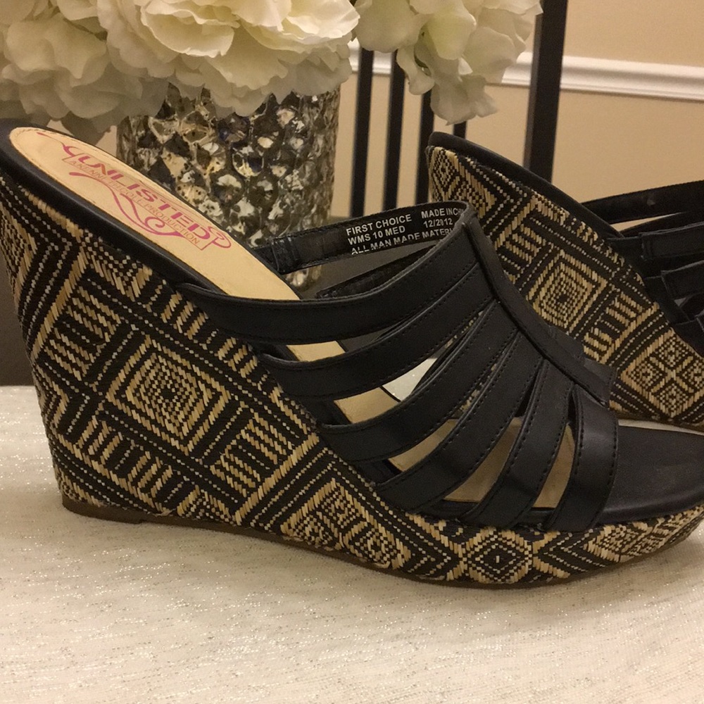 Black and Tan wedges