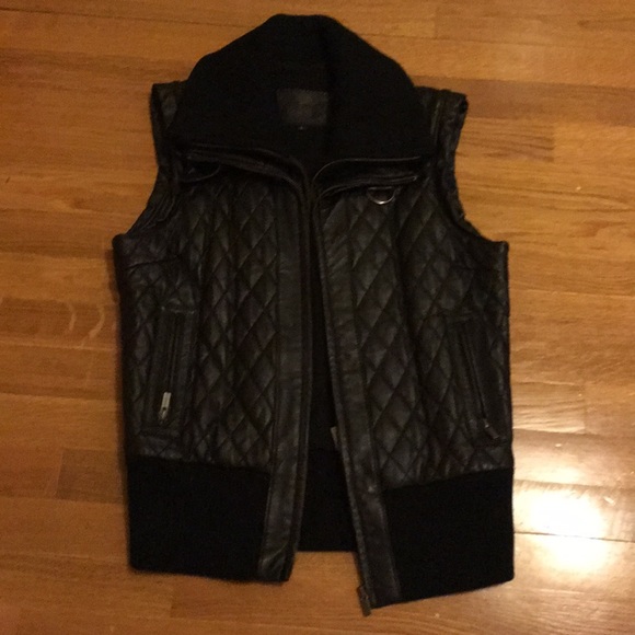 Leather vest - Picture 1 of 3