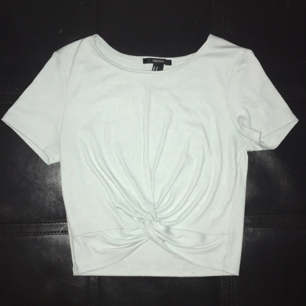 NWOT Light blue ribbed twist front crop top