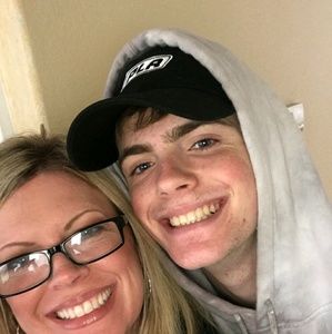 Meet your Posher, Benjamin