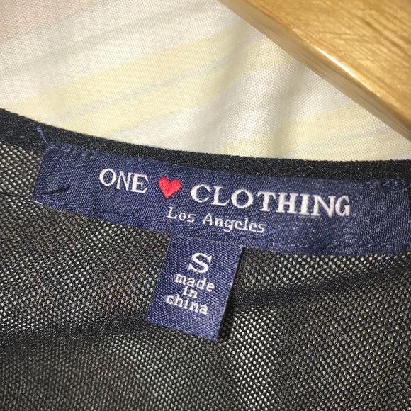 RED VELVET CRUSH DRESS - Picture 3 of 3