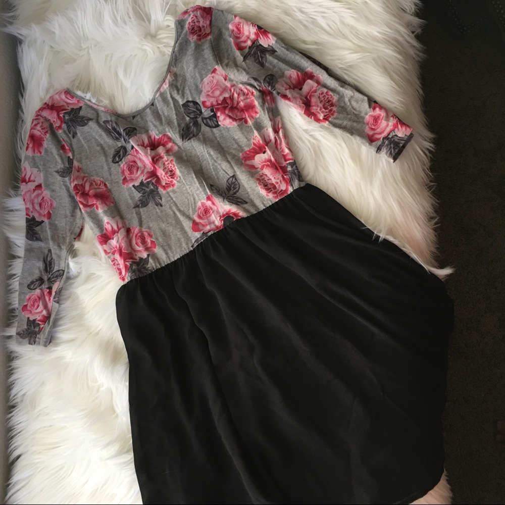 Alt. Version of Lydia Martin’s 4x09 Outfit