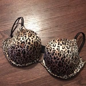 VS Very Sexy Push-up with cute leopard print