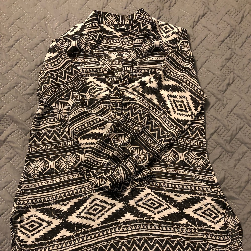 Aztec print long sleeve shirt.