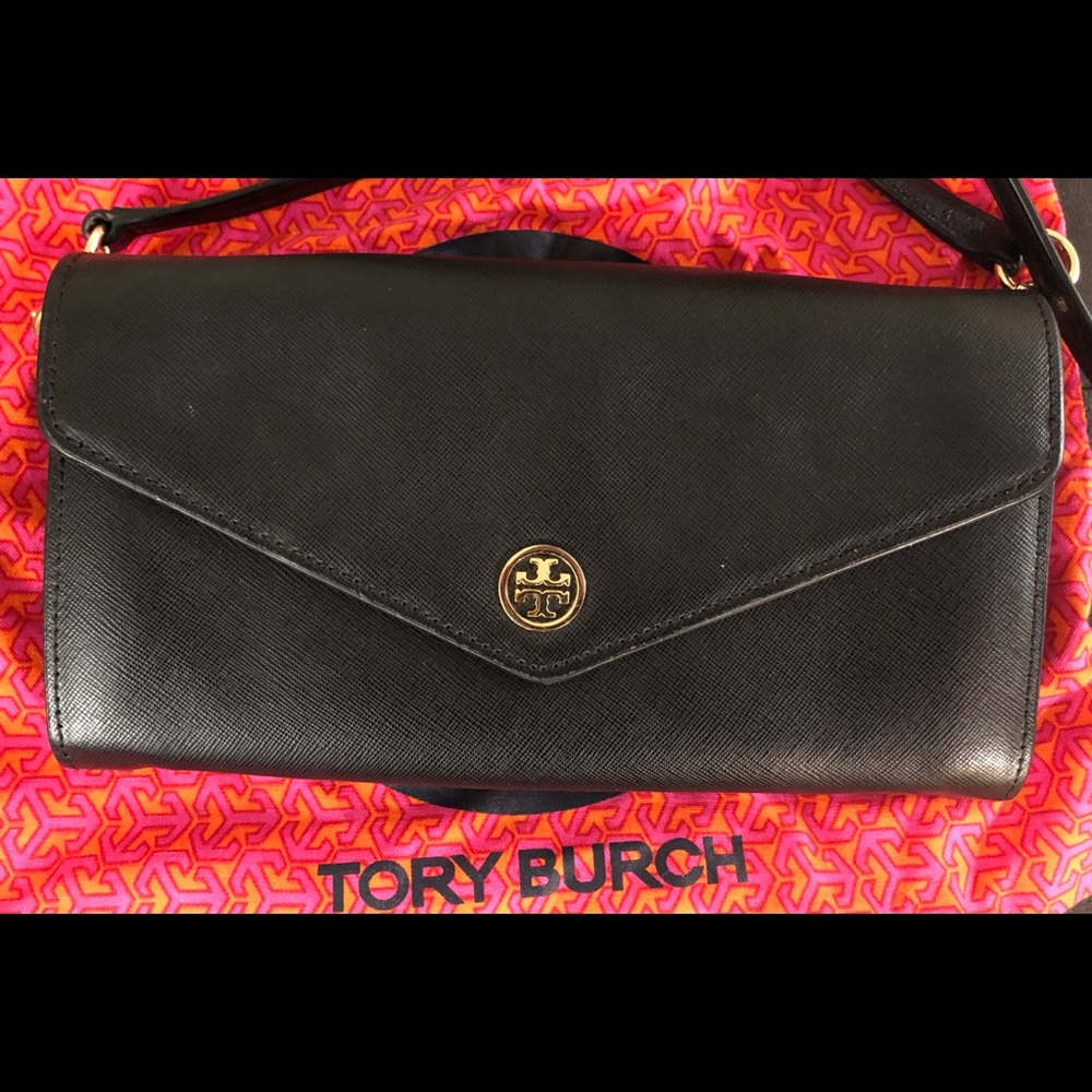Tory Burch travel wallet bag