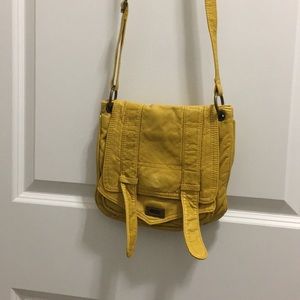 Yellow crossbody bag URBAN OUTFITTERS