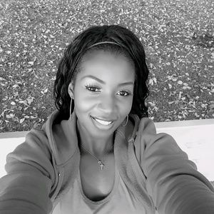 Meet your Posher, Erynn