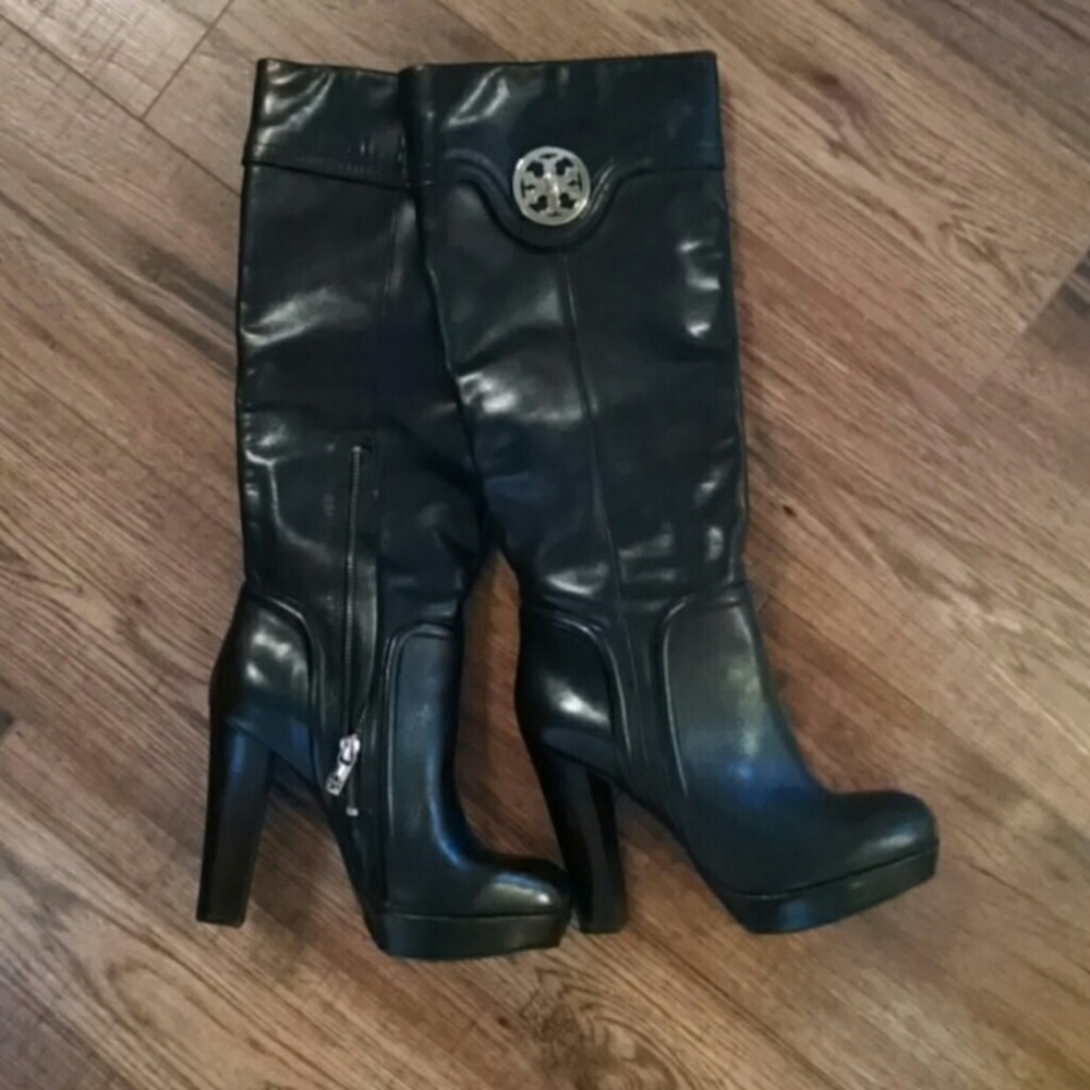 Tory Burch boots 7