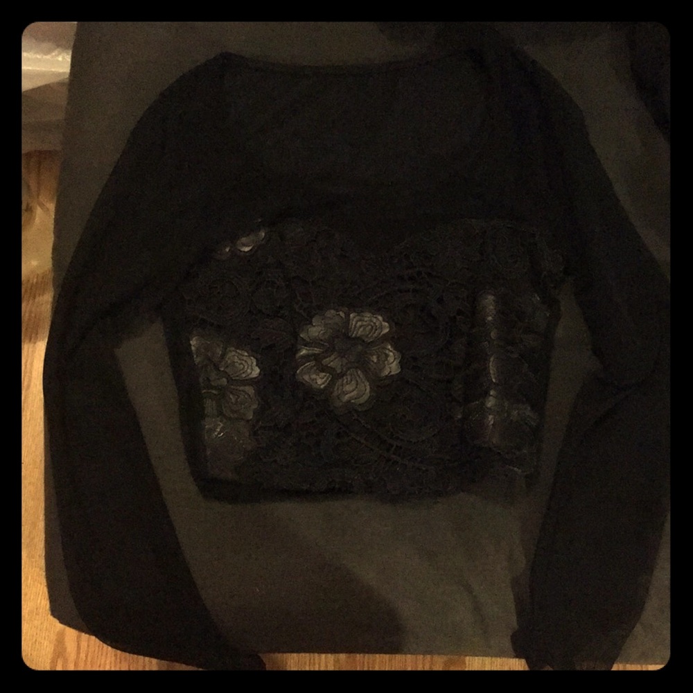 Black crop top!! Worn once!