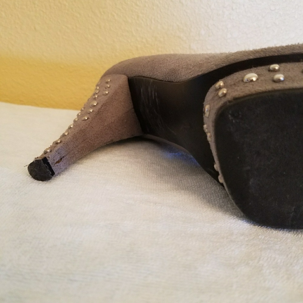 High heels - Picture 3 of 4