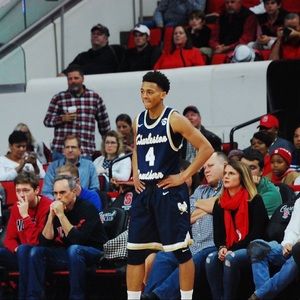 Meet your Posher, Deontaye