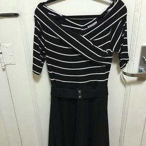 Dress Barn dress NWT, off the shoulder, sz 14💥🖤