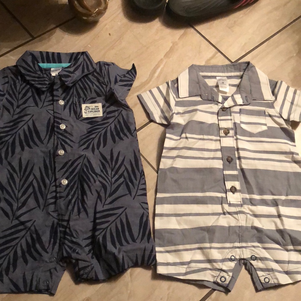 2 carters onesie