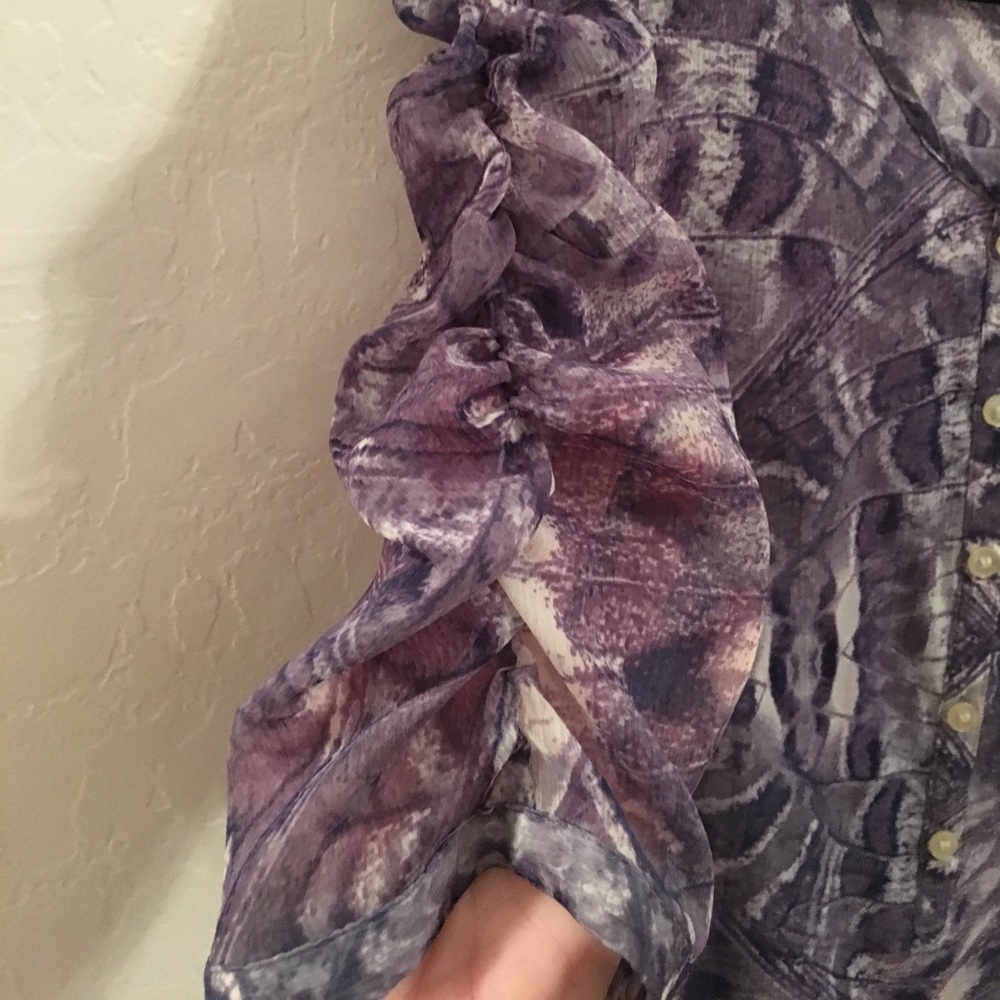 Cute Patterned Top - Picture 3 of 6