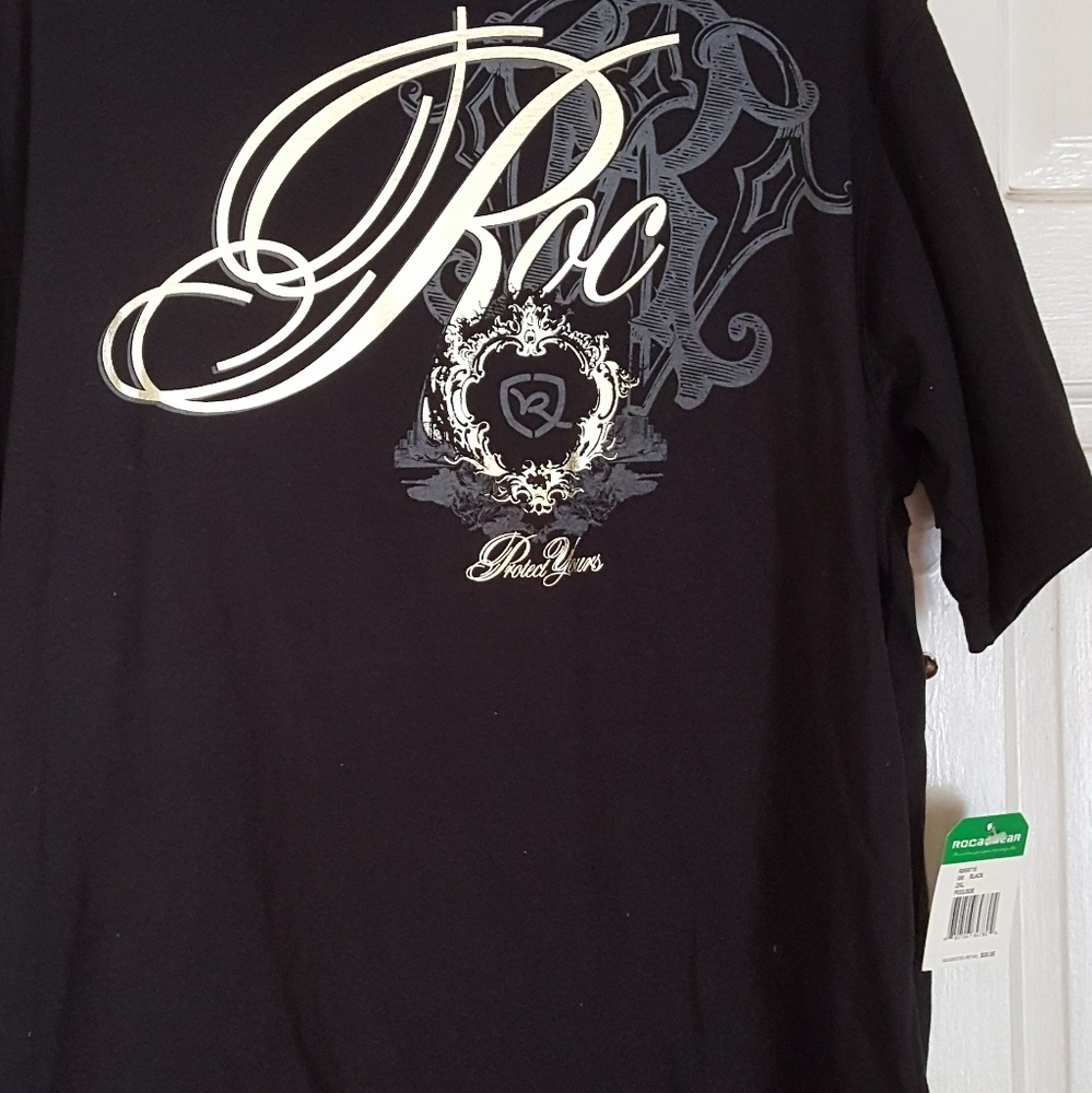 NWT Black Short Sleeve T-shirt Rocawear