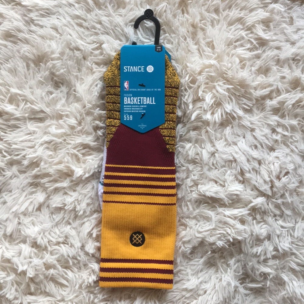 Men’s Large NBA Cavs Basketball Stance Socks