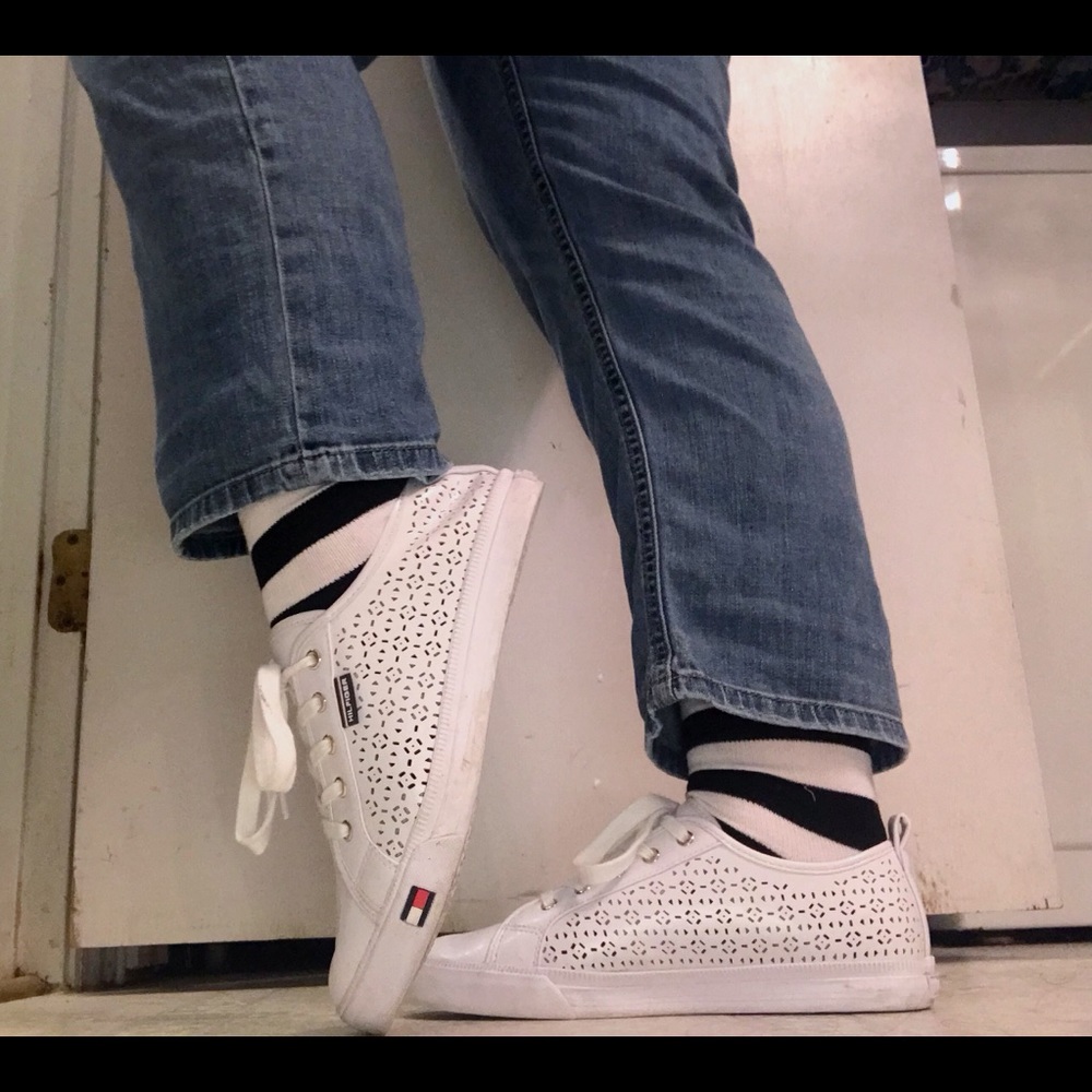 White Tommy Hilfiger sneakers