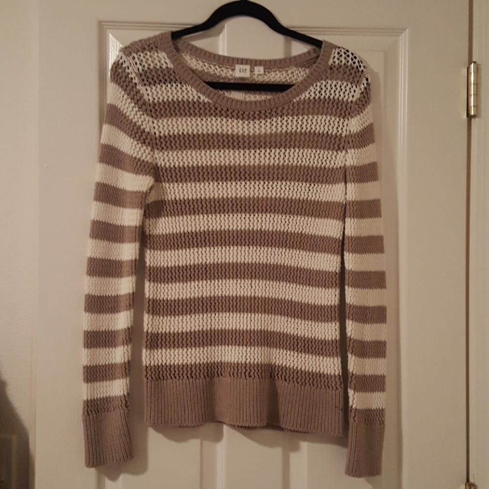 gap knit sweater