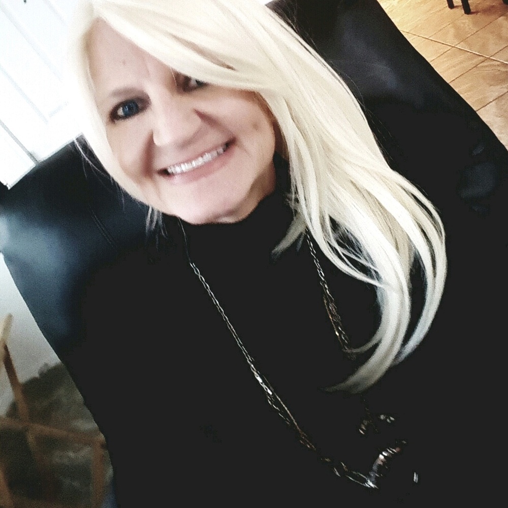 Meet your Posher, Dawn