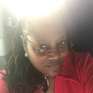 Meet your Posher, Brenda