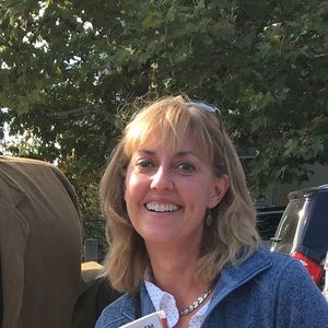 Meet your Posher, Lisa