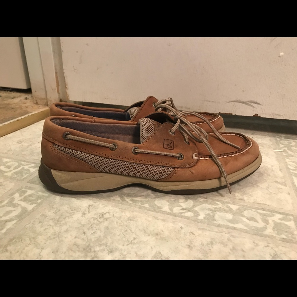 Brown sperry top-sider