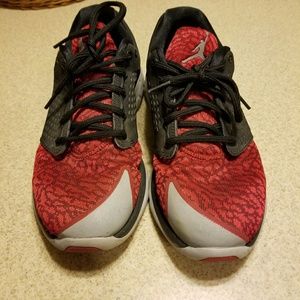 Jordan shoes, red and black, men's 8