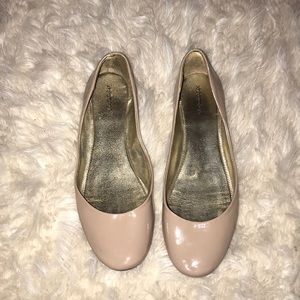 nude flats