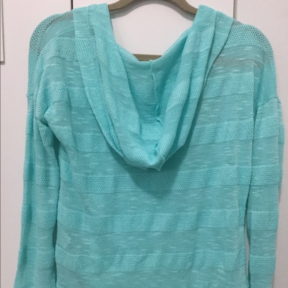 Turquoise Long Sleeve - Picture 2 of 3