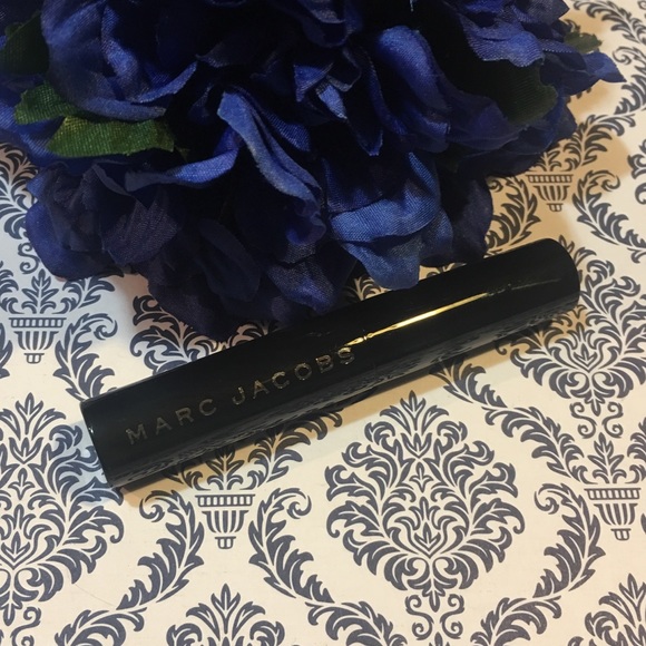 🆕 MARC JACOBS Velvet Noir black mascara sample - Picture 5 of 8