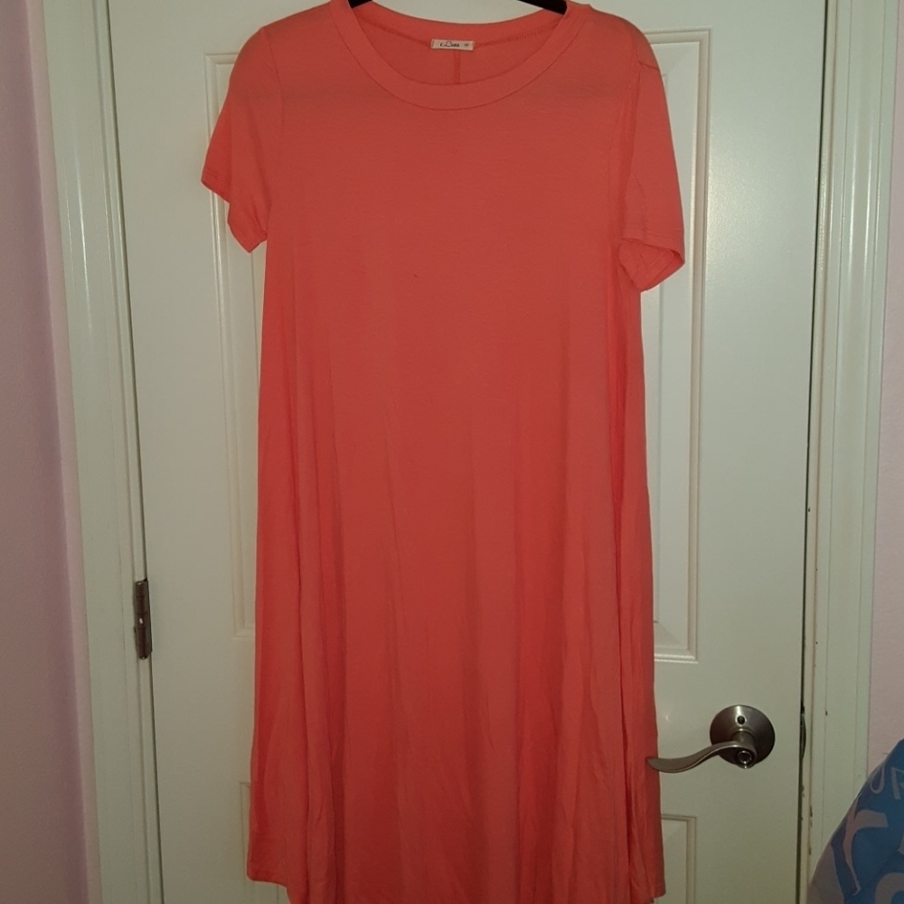e.Luna Coral T Shirt Dress