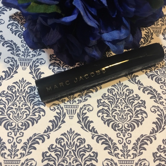 🆕 MARC JACOBS Velvet Noir black mascara sample - Picture 3 of 7