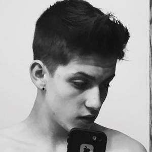 Meet your Posher, Tyler